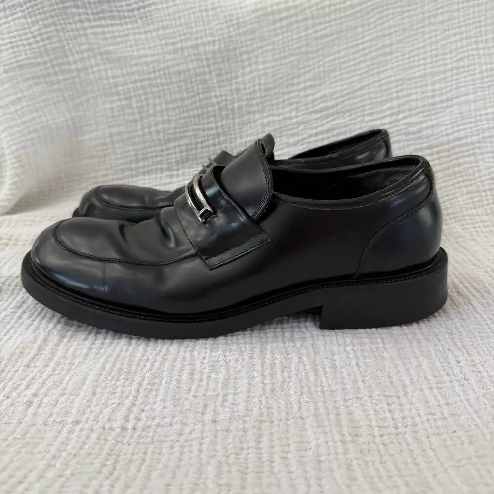 Skechers Slip On Loafer Size 13 Black Leather Silver Metal Rubber Sole